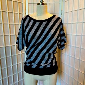 Knitted lightweight top